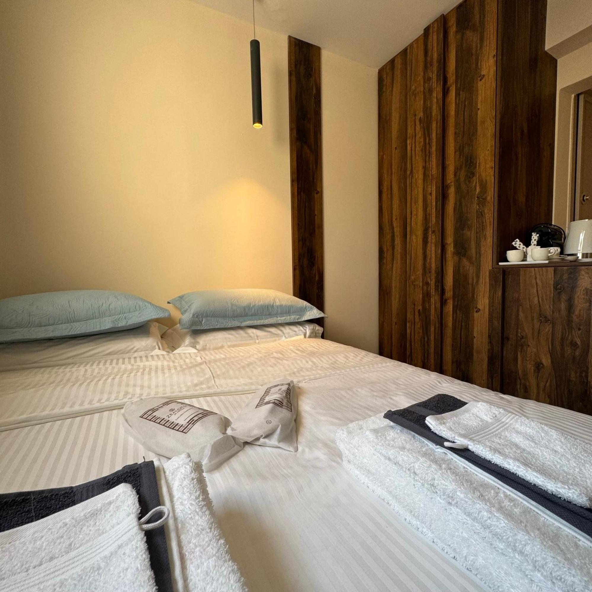 Topos Luxury Stay Heraion Лоутраки Экстерьер фото