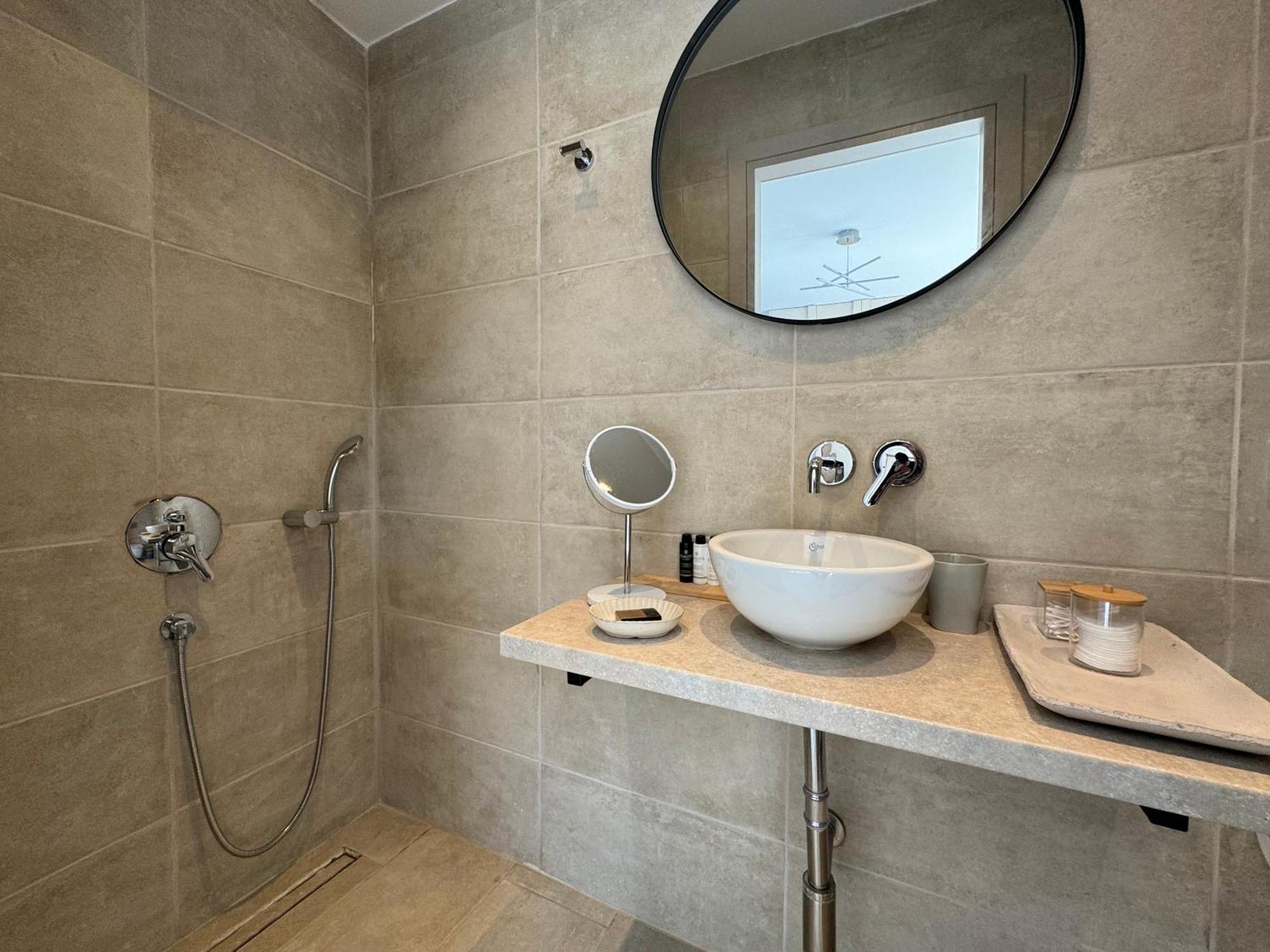 Topos Luxury Stay Heraion Лоутраки Экстерьер фото
