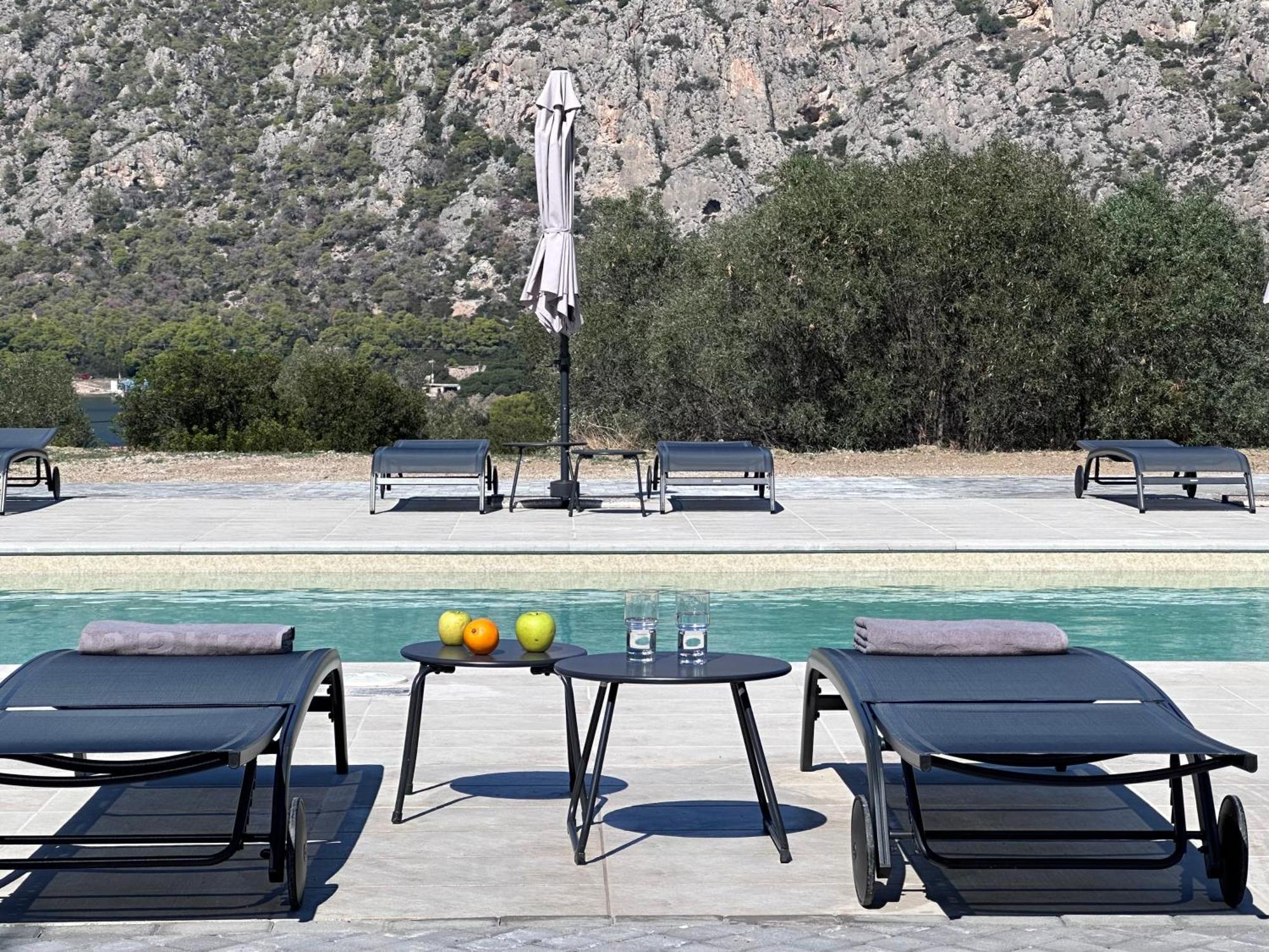 Topos Luxury Stay Heraion Лоутраки Экстерьер фото