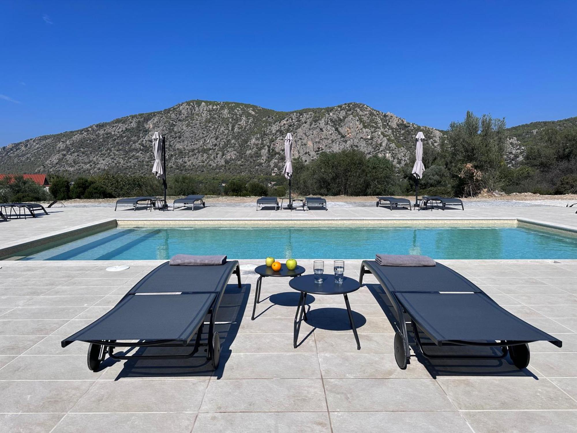 Topos Luxury Stay Heraion Лоутраки Экстерьер фото