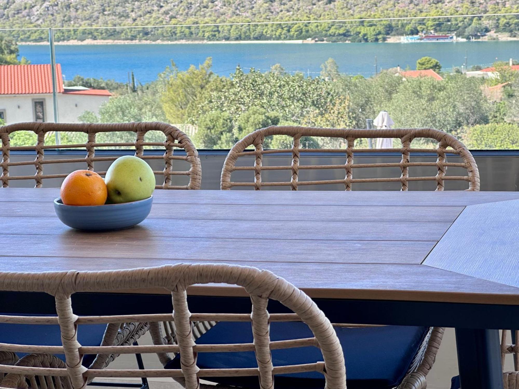 Topos Luxury Stay Heraion Лоутраки Экстерьер фото
