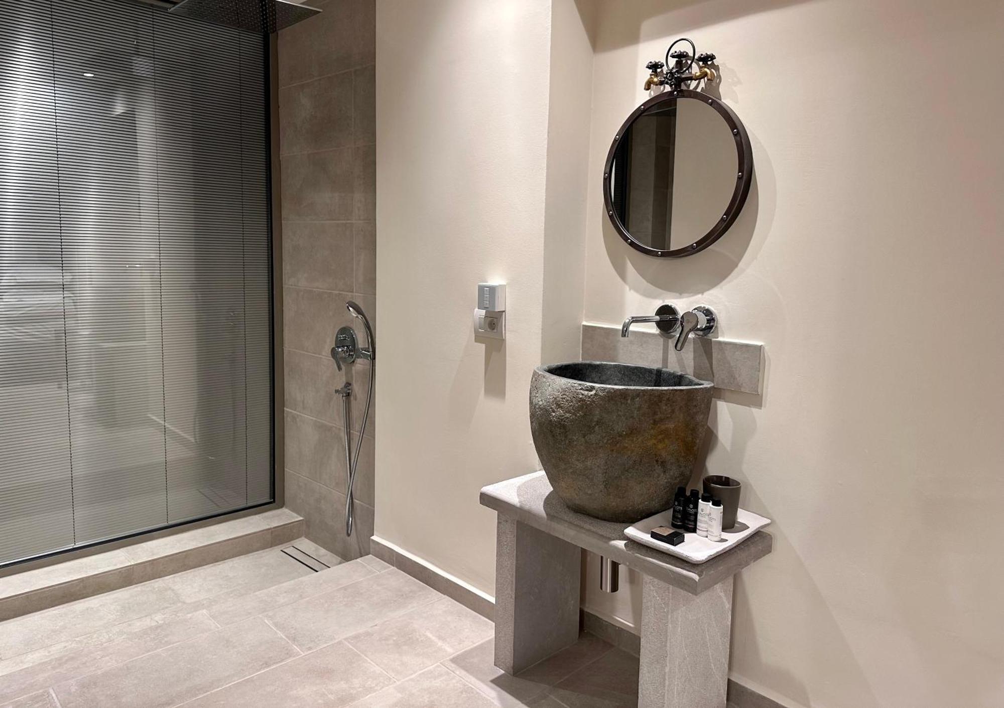 Topos Luxury Stay Heraion Лоутраки Экстерьер фото